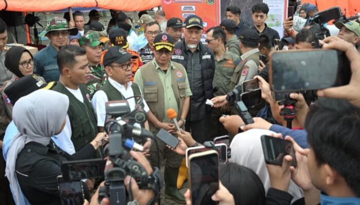 Menko PMK Tinjau Dampak Galodo Solok, Pemerintah Perkuat Mitigasi
