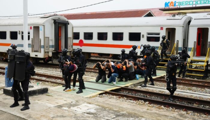 KAI dan Polda Sumbar Kolaborasi Hadapi Potensi Ancaman Terorisme
