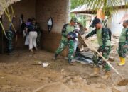 Pasca Banjir Melanda Padang, Prajurit TNI Turun Pemulihan Pemukiman