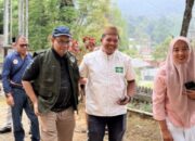 UNP Charity Salurkan Bantuan Bagi Korban Bencana Galodo di Solok