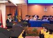 Universitas Bung Hatta Wisuda 661 Lulusan, Fikra Alfarisa Raih IPK 4,00